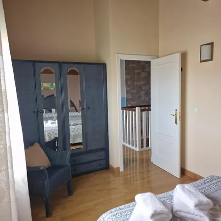 Meraki House 92b 펜션 아르누에로